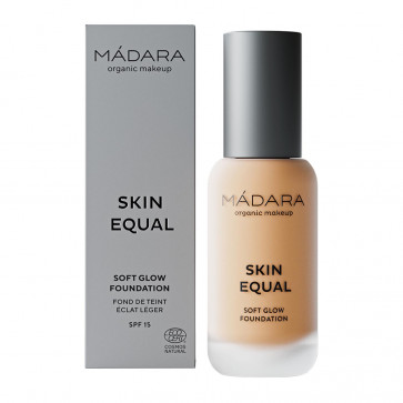 Mádara Skin Equal Soft Glow Foundation - 40 Sand